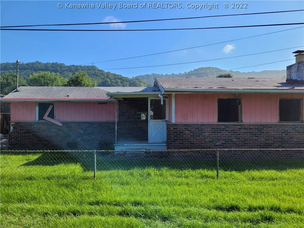 92 3rd Ave N, Red House, WV 25168 Trulia