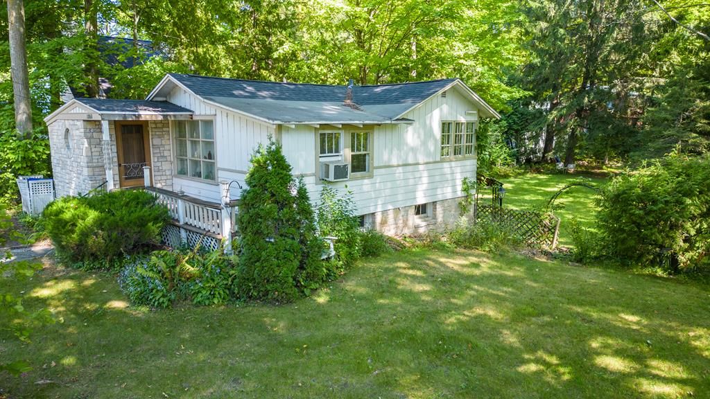 10860 N Bay Shore Dr, Sister Bay, WI 54234 See Est. Value, Schools & More