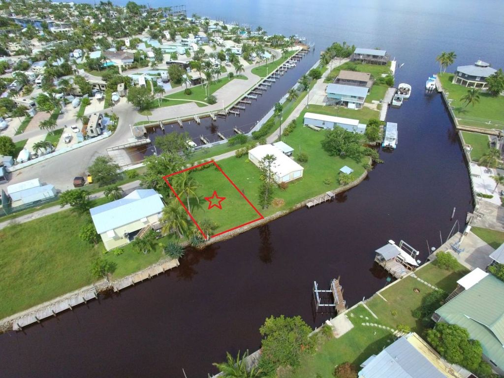 1298 Snook Aly, Chokoloskee, FL 34138 Trulia