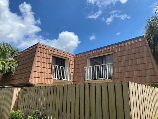 588 Green Springs Pl #588, West Palm Beach, FL 33409
