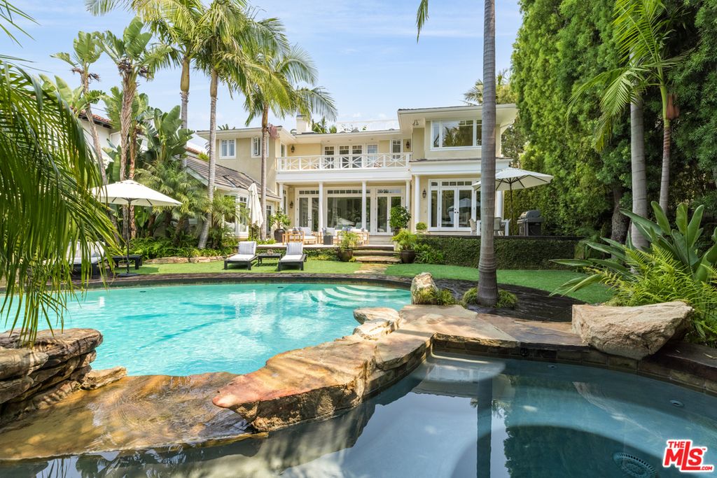 427 El Medio Ave, Pacific Palisades, CA 90272