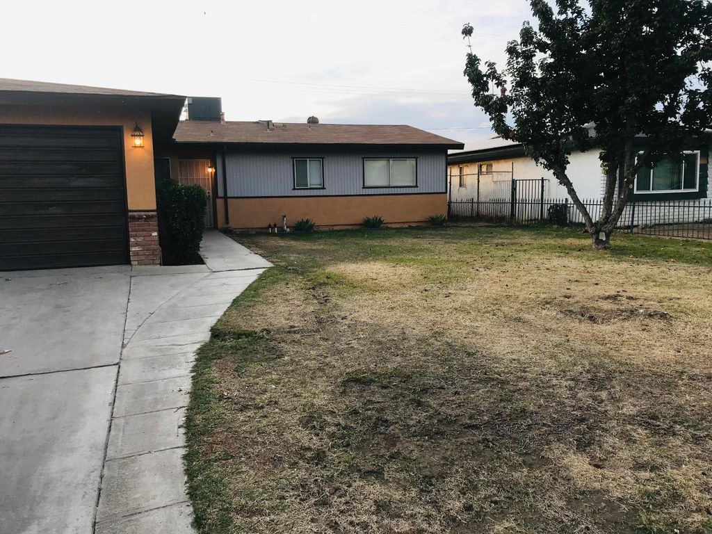 5905 Ream Way, Bakersfield, CA 93307