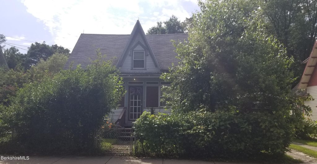 336 Wahconah St, Pittsfield, MA 01201