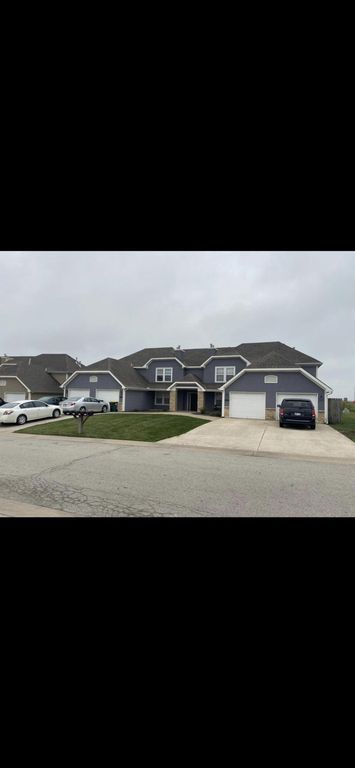 16028 Prairie Way, Basehor, KS 66007