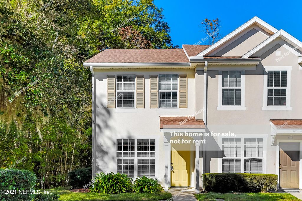 8420 Thornbush Ct, Jacksonville, FL 32216