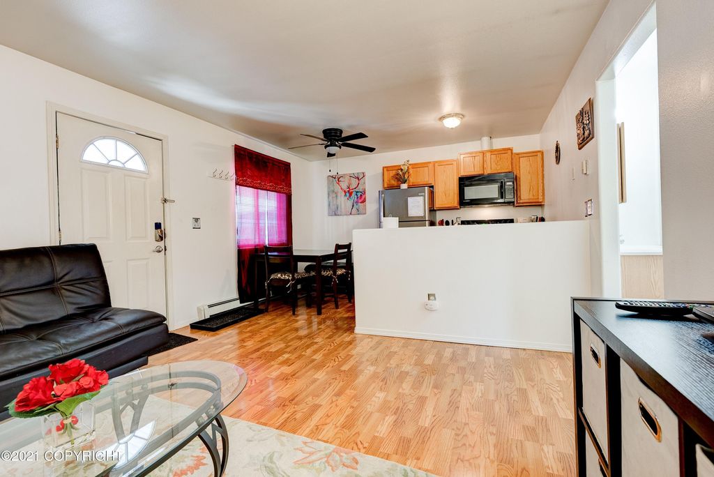 1435 W 25th Ave, Anchorage, AK 99503