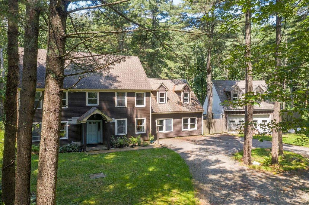 1862 Post Rd Wells Me 04090 Trulia