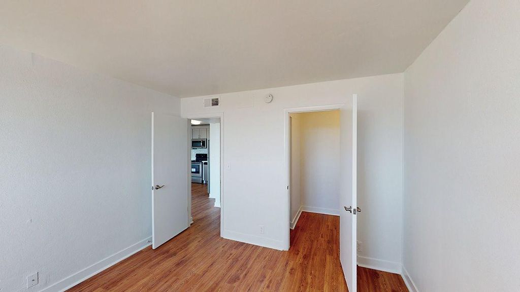 1945 Peoria St, Aurora, CO 80010