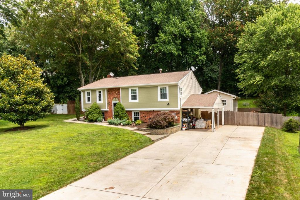 14309 Piccadilly Rd, Silver Spring, MD 20906