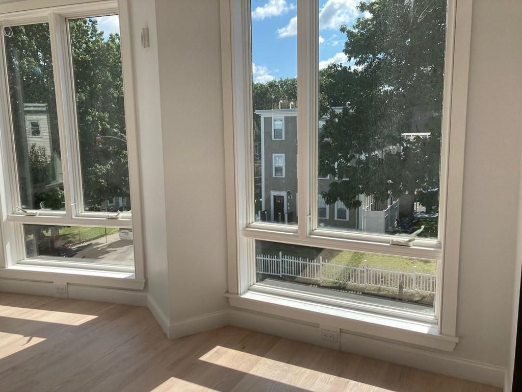 4383 Washington St #2, Roslindale, MA 02131