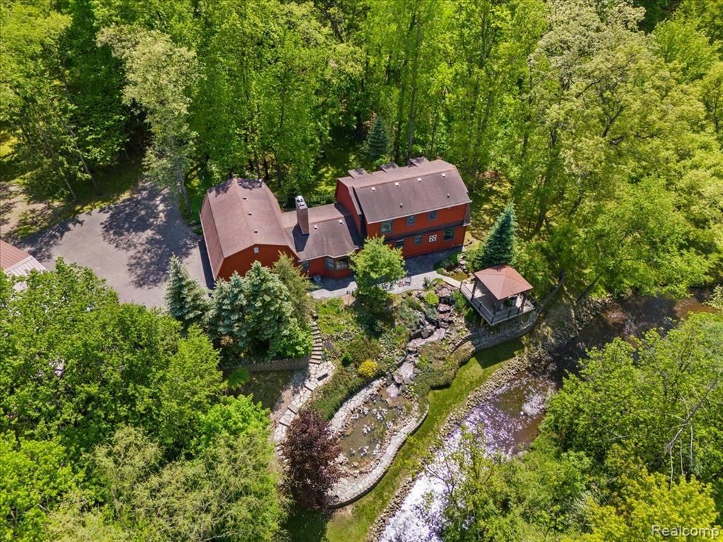 11275 Eagle Way, Brighton, MI 48114 SingleFamily Home for Sale MLS 20240035628