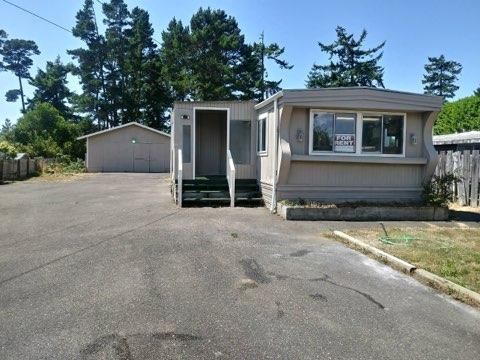 1655 Maple St, Florence, OR 97439