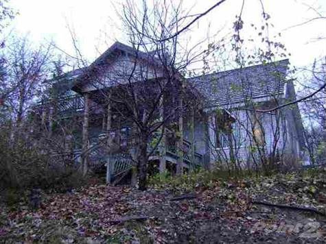 7444 Elk Lake Rd, Williamsburg, MI 49690