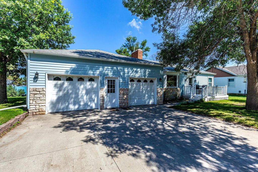 110 3rd St, Arthur, ND 58006 Trulia