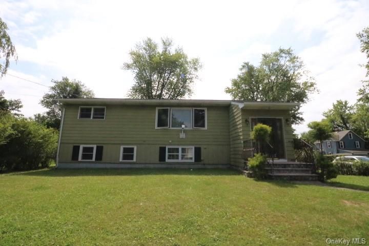 85 Rockwell Ave, Middletown, NY 10940