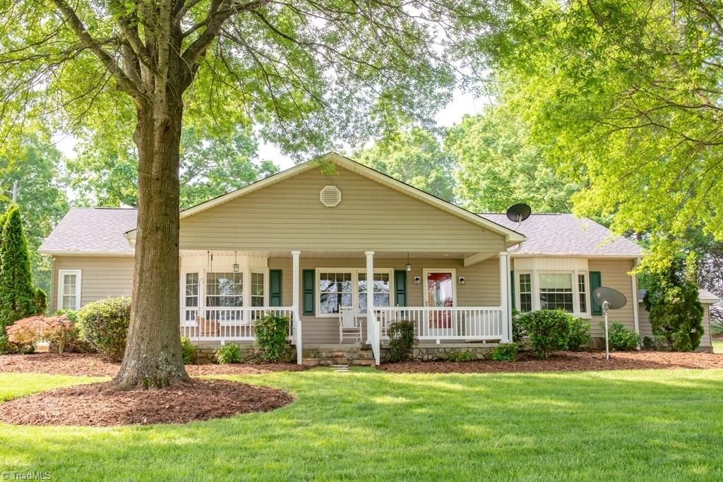 304 Carolina St, Dobson, NC 27017 Trulia