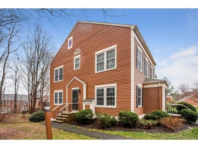 123 Foxbridge Village Rd, Branford, CT 06405