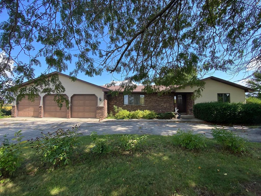 5517 Daggert Rd, Mount Carroll, IL 61053 Trulia