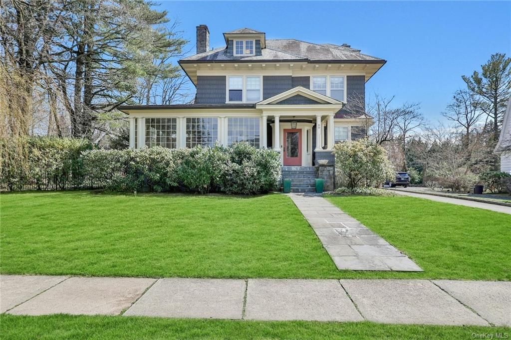 89 Forest Avenue, New Rochelle, NY 10804 See Est. Value, Schools & More