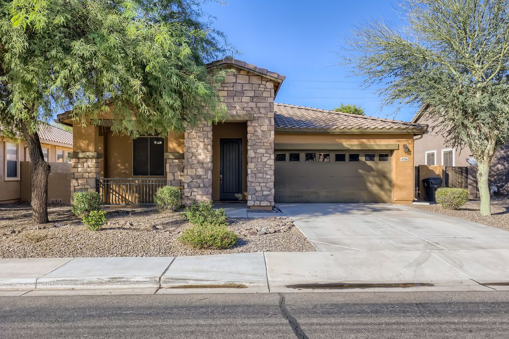 4706 S Twinleaf Dr, Gilbert, AZ 85297
