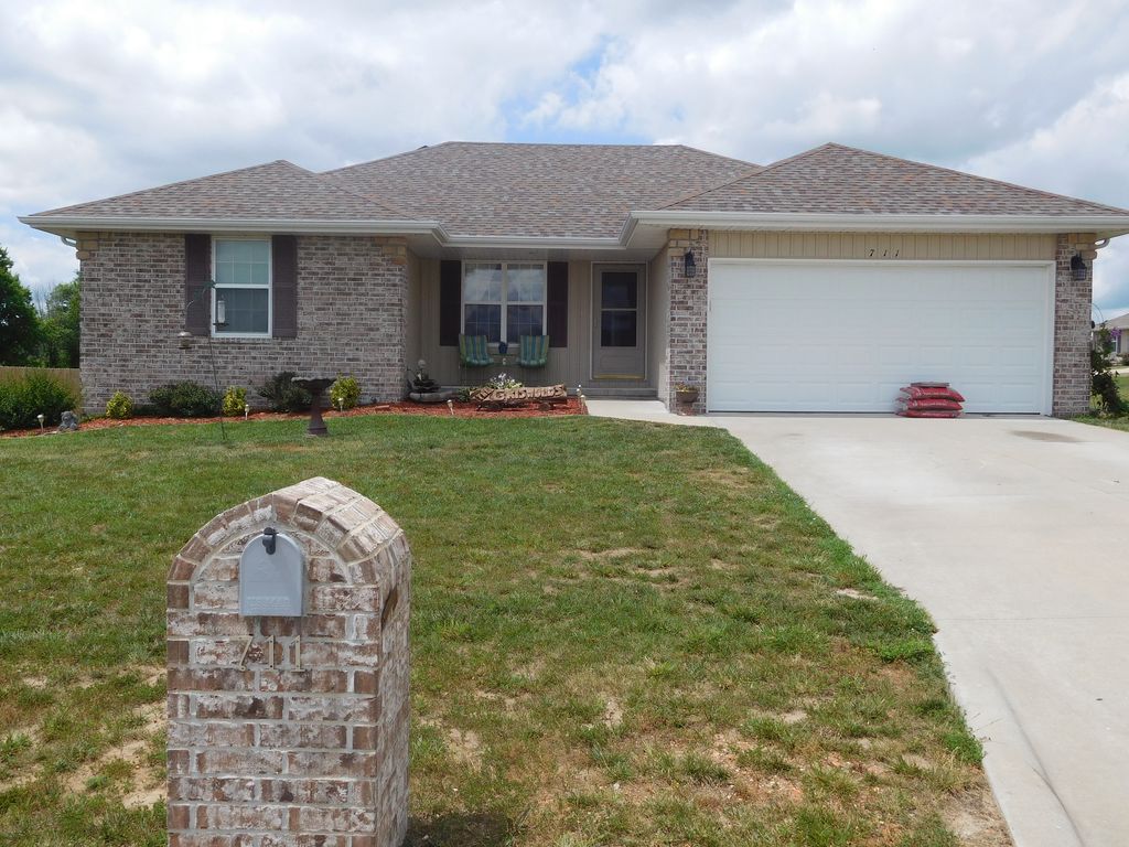 711 W Christopher Ln, Clever, MO 65631 Trulia