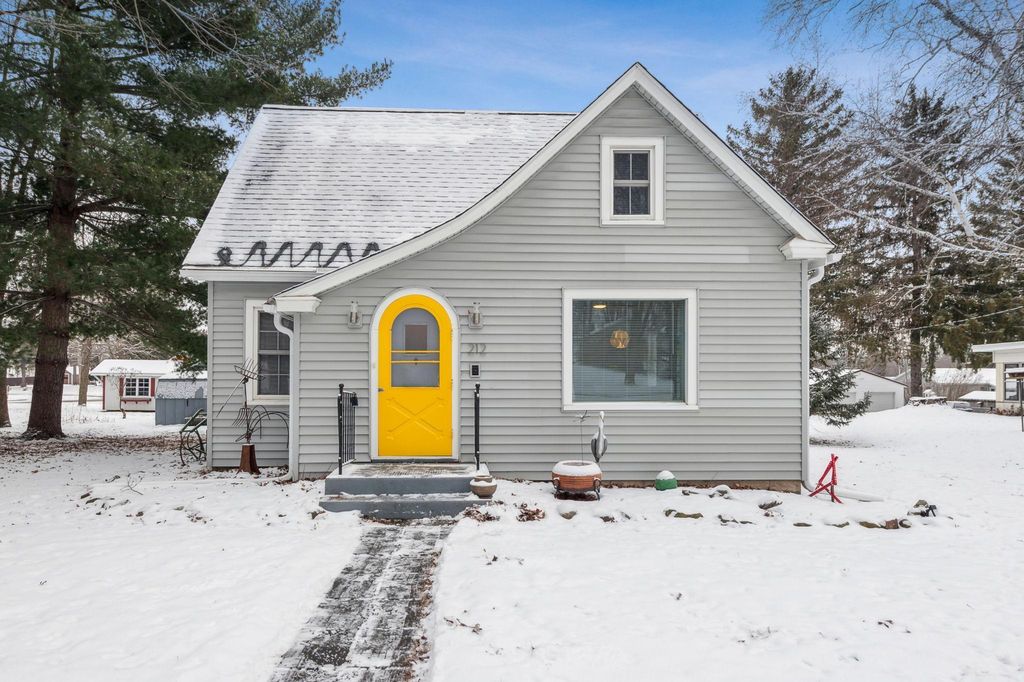 212 E 2nd Ave, Luck, WI 54853 Trulia