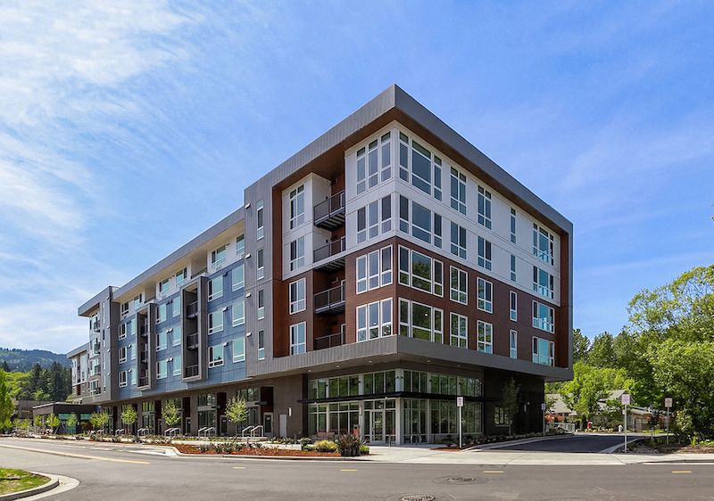 995 7th Ave  NW #323, Issaquah, WA 98027