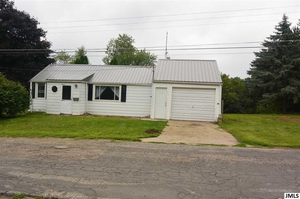 320 W Main St, North Adams, MI 49262 Trulia