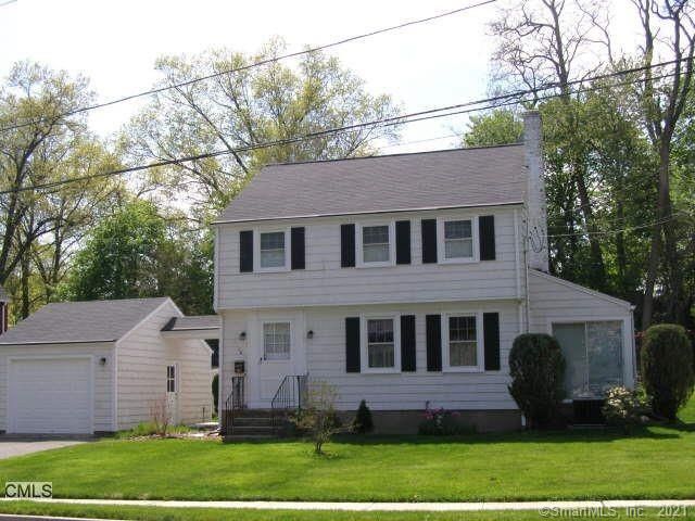 72 Lynnbrook Rd, Fairfield, CT 06825