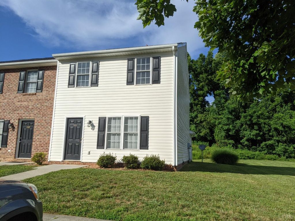 3600 Old Forest Rd, Lynchburg, VA 24501