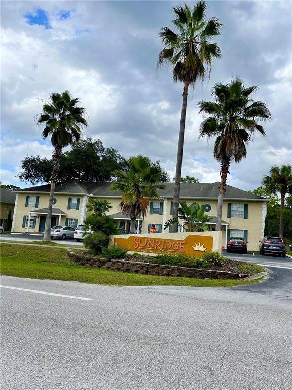 5011 Sunridge Palms Dr #203, Tampa, FL 33617