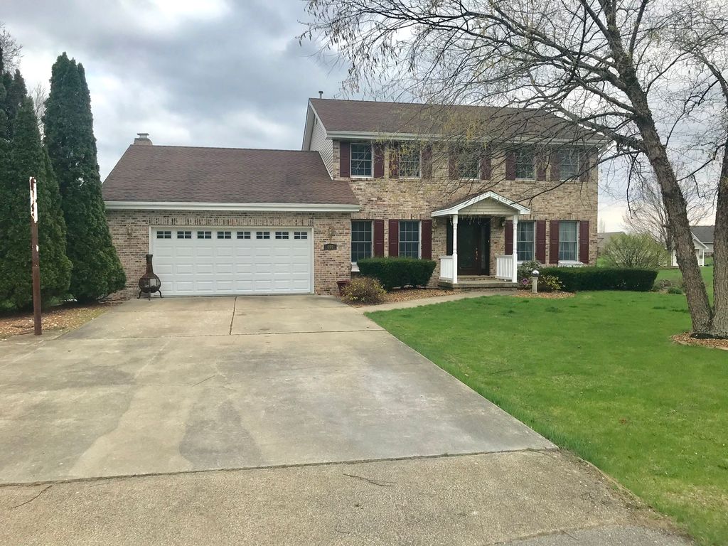 490 W Lincoln Ave, Clifton, IL 60927 Trulia