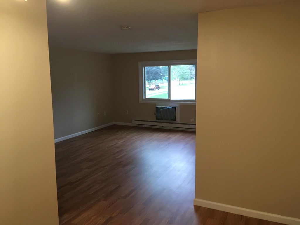 166 Gravel St, Meriden, CT 06450