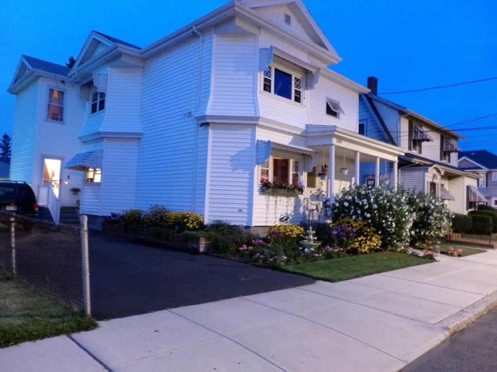 580 Weetamoe St 1ST, Fall River, MA 02720 Trulia