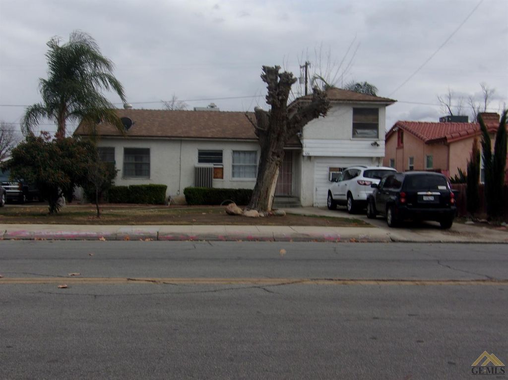 520 El Prado Dr, Bakersfield, CA 93304