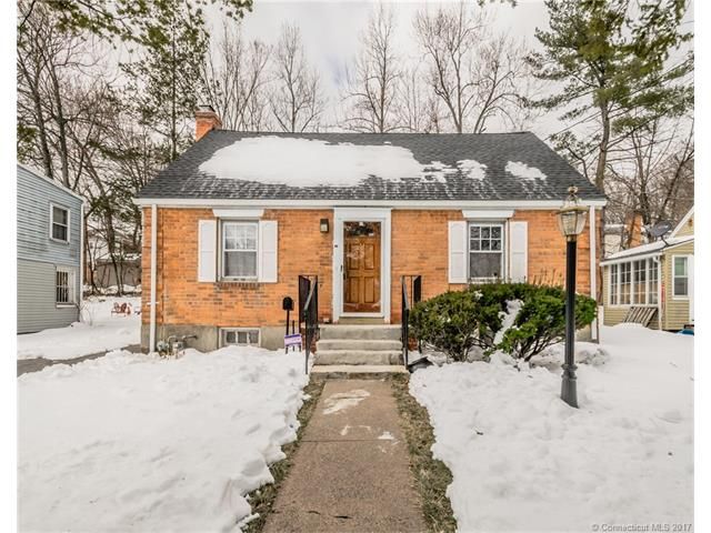 29 Cambridge St, Hartford, CT 06120
