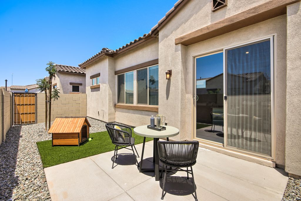 8433 E Guadalupe Rd, Mesa, AZ 85212