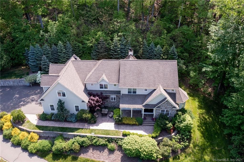 460 Copper Ridge Rd, Southington, CT 06489 5 Bed, 5 Bath Single