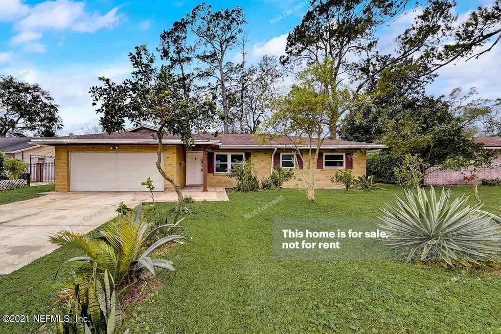 7896 RONDEAU DR E, Jacksonville, FL 32217
