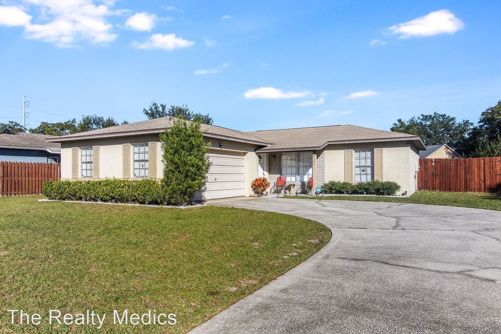 9281 Larette Dr, Orlando, FL 32817