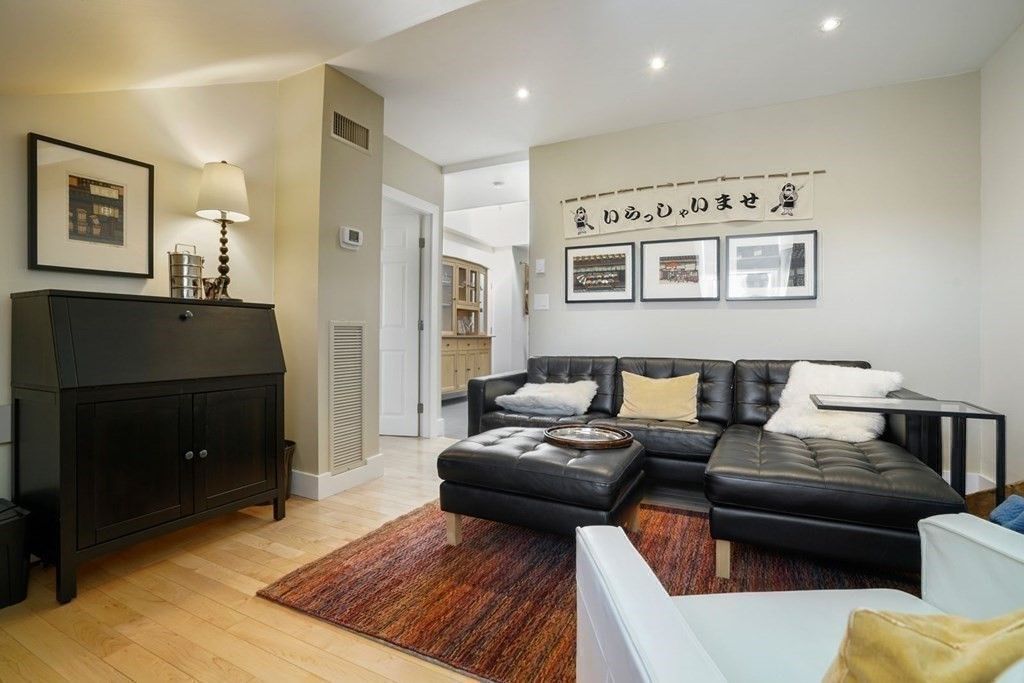 100 Commandants Way #402, Chelsea, MA 02150