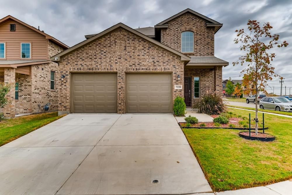 7228 Tin Star Dr, Fort Worth, TX 76179