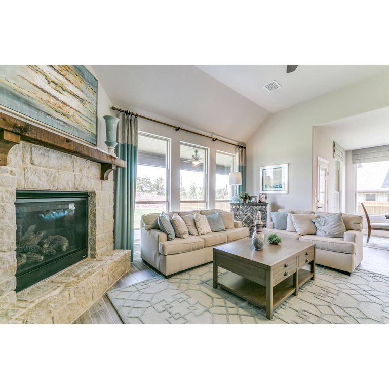 Rolling Meadows, Desoto, TX 75115