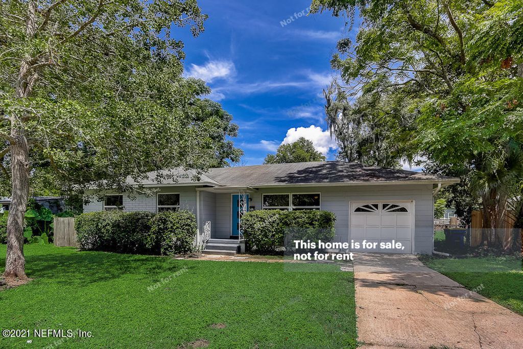 1327 Hollyhock Cir E, Jacksonville, FL 32211