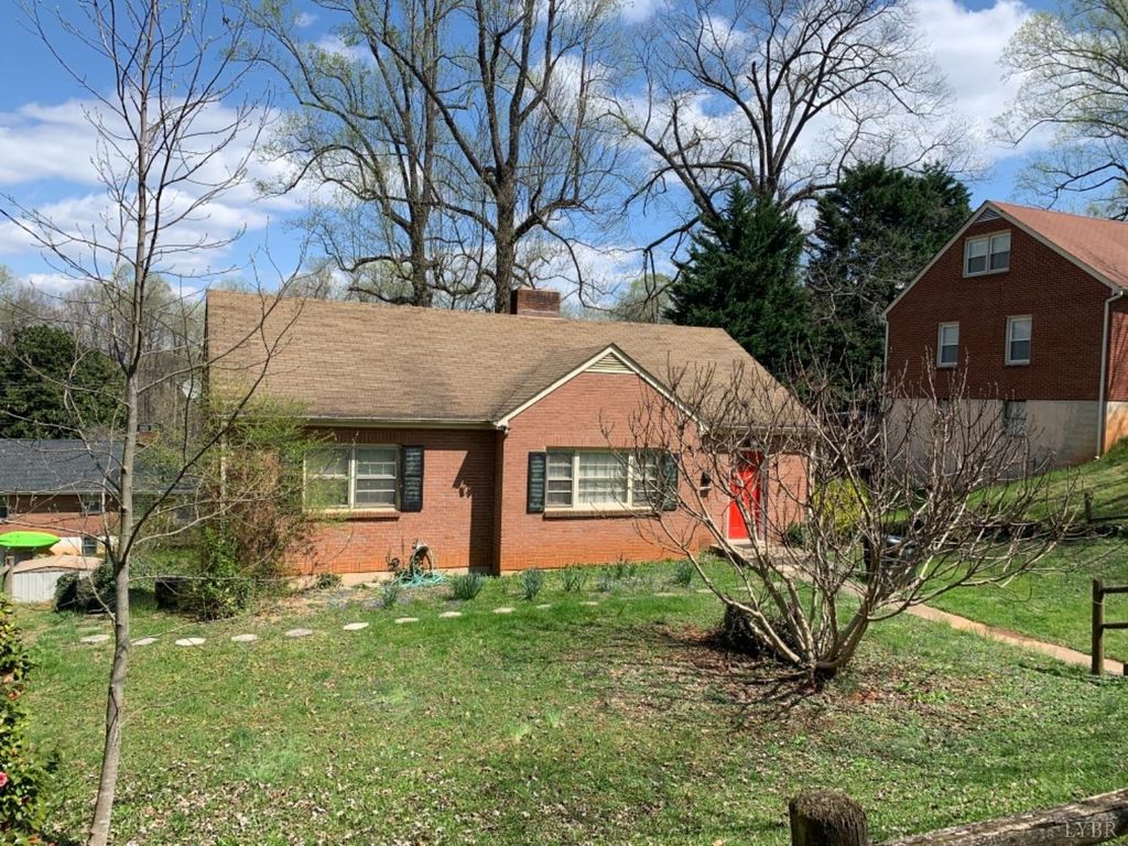 504 Dumas St #1, Lynchburg, VA 24502