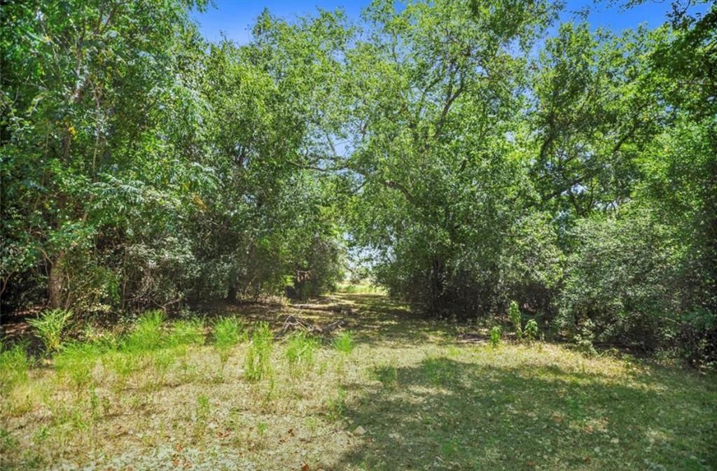 1073 County Road 458, Waelder, TX 78959 MLS 30348878 Trulia
