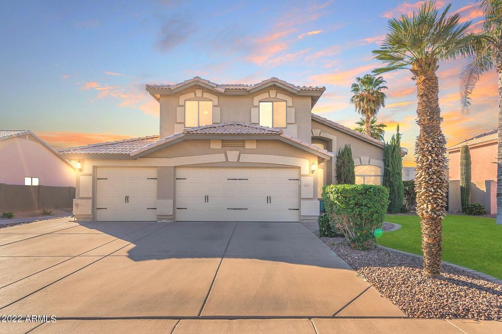 324 E Sagebrush St, Gilbert, AZ 85296