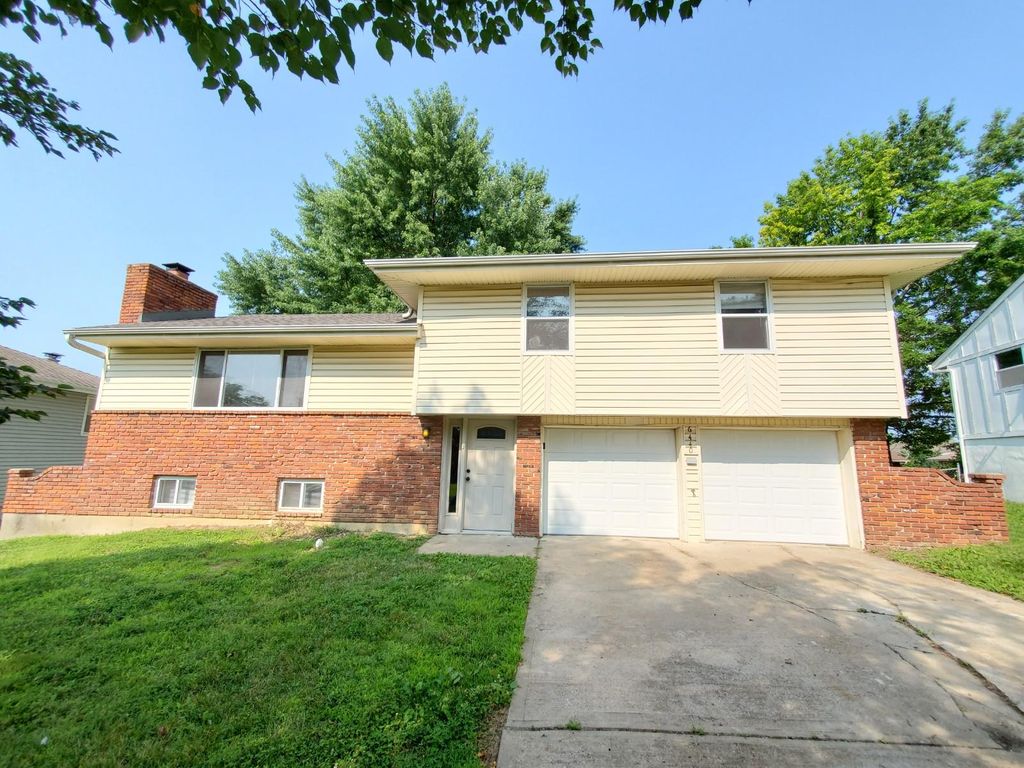 6440 N Mercier St, Kansas City, MO 64118