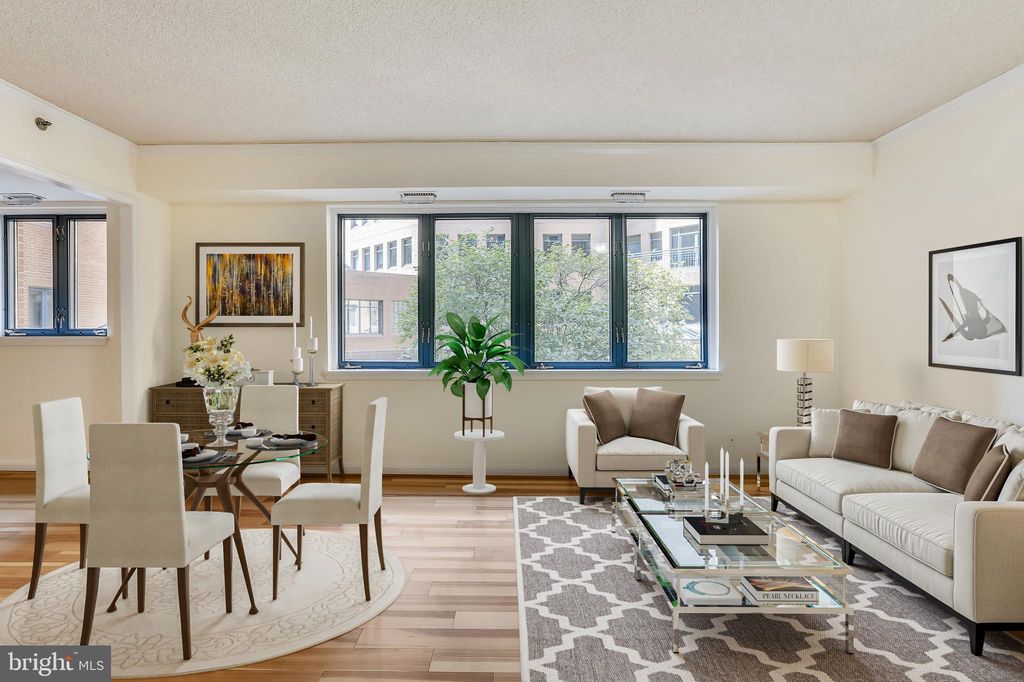 4801 Hampden Ln #203, Bethesda, MD 20814