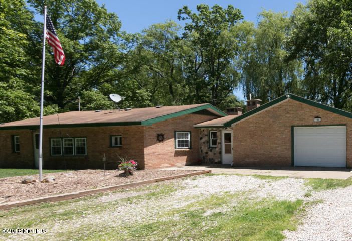22352 12 Mile Rd, Battle Creek, MI 49014